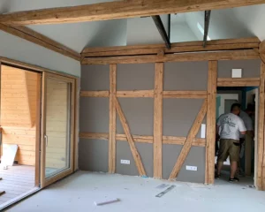 Terrasse avec mur en bois, isolation et peinture réalisée par Ecoplatrerie à Colmar