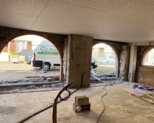 Travaux en cours sur les sols et murs réalisés par Ecoplatrerie à Colmar